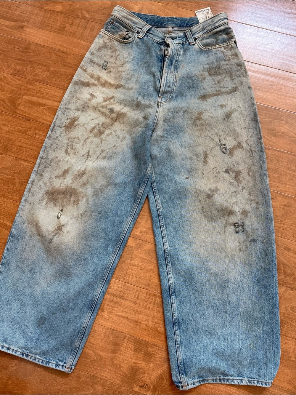 LOOSE FIT JEANS - 2023